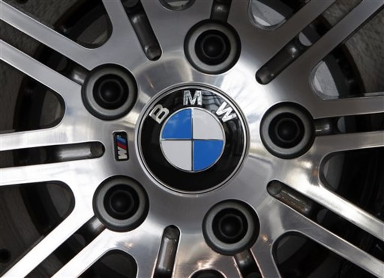 BMW's recall of nearly 200,000 luxury vehicles in the U.S. to fix leaks that could develop in the power braking system may extend to another 150,000 cars around the globe. 